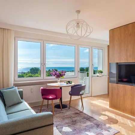 9th Floor Skwer Kosciuszki Z Widokiem Na Morze شقة *